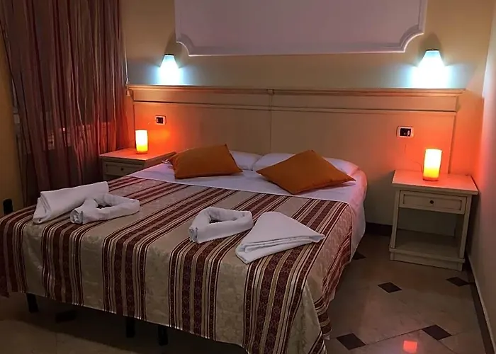 Alex 3* Roma